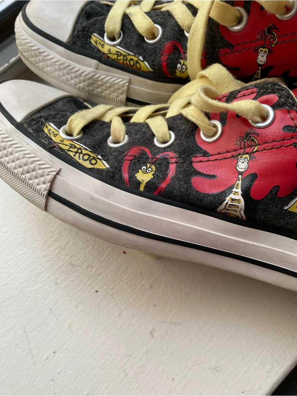 Converse Unisex Kids Black & Red Cartoon Canvas Sneakers with Yellow Laces